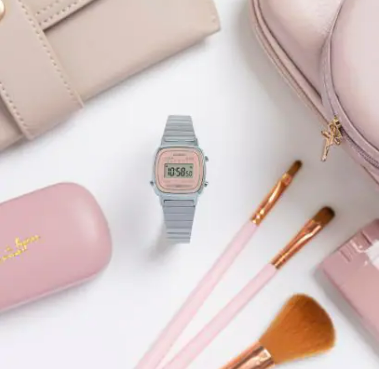 Reloj Casio VINTAGE modelo LA670WEFL-4A2EF marca Casio para Mujer — Watches  All Time