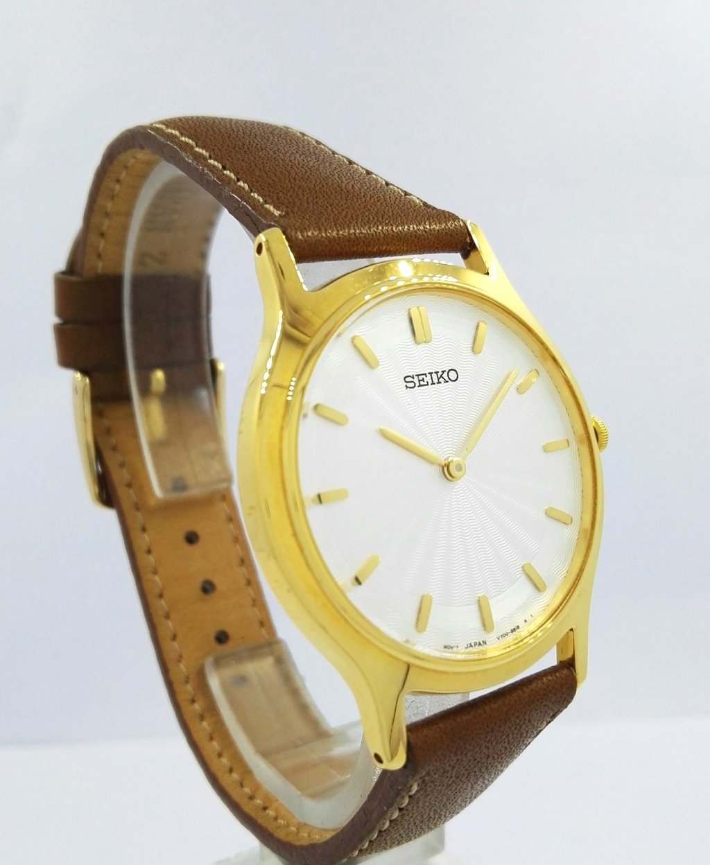 Reloj Seiko Hombre SUR314P1 Neo Classic Cuarzo Cristal Zafiro Dorado —  Joyeriacanovas